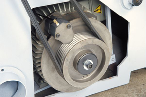 Pneumatically operated disk brake