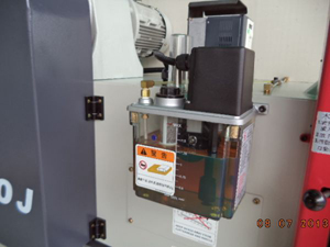 Automatic lubricator
